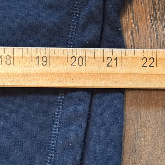 Athleta Cozy Karma Asymmetric Fleece Pullover Sweatshirt Sz Large Black 1/4 Zip - Picture 12 of 15